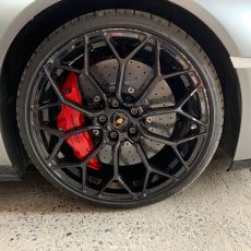 Lamborghini Huracan Scratched Wheel Doha UAERepair